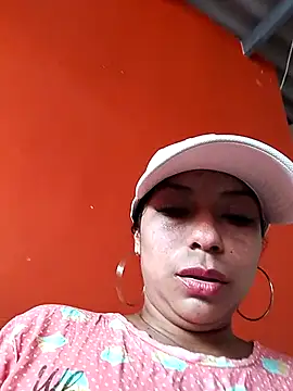 Snapshot of AnggelicaSwan21 chatting on October 9, 2025, 4:38 pm AnggelicaSwan21 online show from October 9, 2025, 4:38 pm