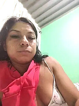 Snapshot of AnggelicaSwan21 chatting on December 3, 2025, 12:51 am AnggelicaSwan21 online show from December 3, 2025, 12:51 am