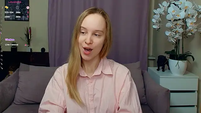 SoonMoor online show from February 22, 2026, 7:45 pm