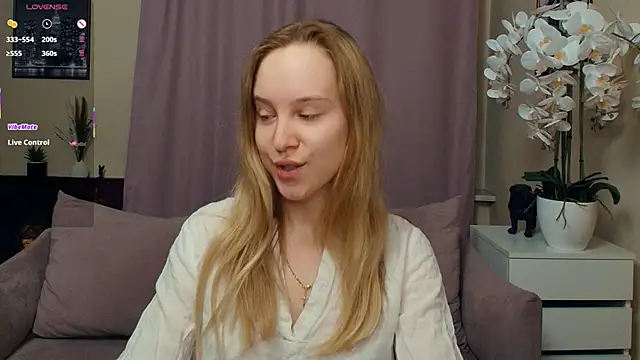 SoonMoor online show from February 25, 2026, 7:23 pm