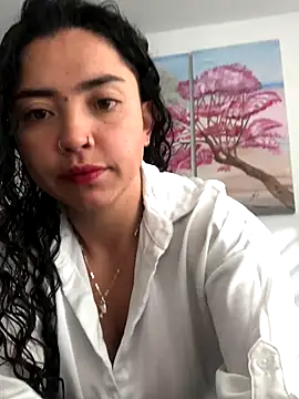 Snapshot of Paris_11 chatting on October 21, 2025, 12:17 pm Paris 11 online show from October 21, 2025, 12:17 pm