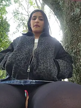 Snapshot of Rumy_2005 chatting on January 8, 2026, 1:02 pm Rumy 2005 online show from January 8, 2026, 1:02 pm