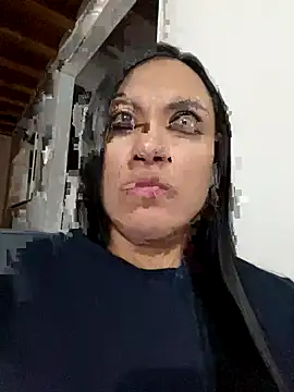 Snapshot of TiffanyyLam chatting on September 22, 2025, 2:24 am TiffanyyLam online show from September 22, 2025, 2:24 am