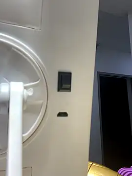 Snapshot of TiffanyyLam chatting on October 21, 2025, 11:44 am TiffanyyLam online show from October 21, 2025, 11:44 am