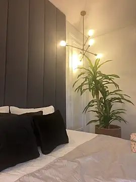 Snapshot of TiffanyyLam chatting on November 6, 2025, 11:22 am TiffanyyLam online show from November 6, 2025, 11:22 am