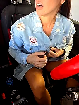 sexy7883 online show from November 17, 2025, 12:11 pm