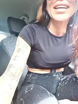 sexy7883 online show from May 19, 2026, 10:43 am