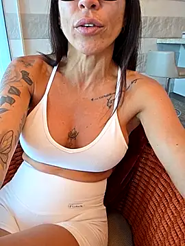 sexy7883 online show from June 27, 2026, 5:29 pm
