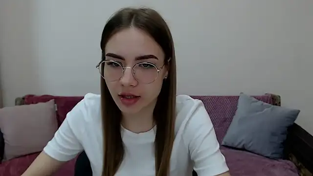 Snapshot of aSingleOne chatting on October 15, 2025, 7:47 pm aSingleOne online show from October 15, 2025, 7:47 pm