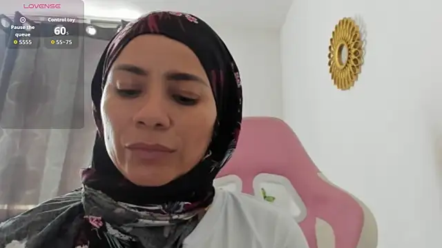 dalila kemur online show from December 4, 2025, 8:39 pm