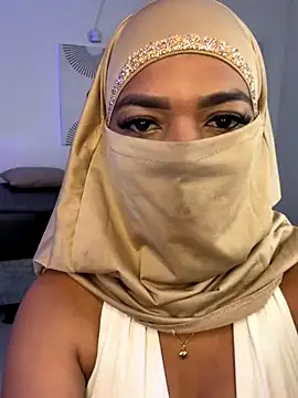 Snapshot of Yuli_arabic chatting on October 28, 2025, 9:06 pm Yuli arabic online show from October 28, 2025, 9:06 pm