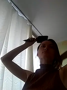 LillySvon online show from October 5, 2025, 7:07 am