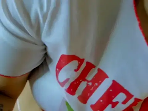 Snapshot of vennusasm1 chatting on October 4, 2025, 9:13 pm vennusasm1 online show from October 4, 2025, 9:13 pm