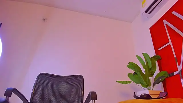 Snapshot of vennusasm1 chatting on October 17, 2025, 10:23 pm vennusasm1 online show from October 17, 2025, 10:23 pm