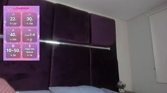 Noah Rossi  online show from September 9, 2025, 4:34 am