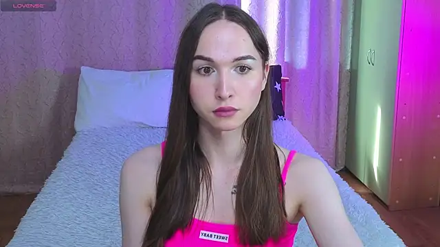 Angeel Kate online show from June 25, 2026, 4:56 am