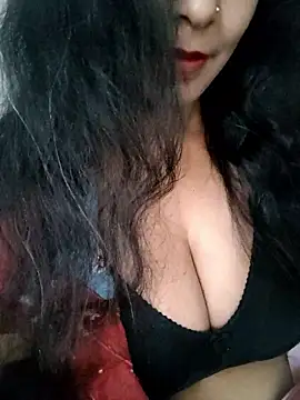 Deepa Sharma143 online show from October 10, 2025, 2:21 am