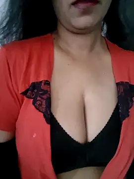 Deepa Sharma143 online show from May 7, 2026, 1:55 am