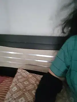 Deepa Sharma143 online show from May 25, 2026, 1:44 am