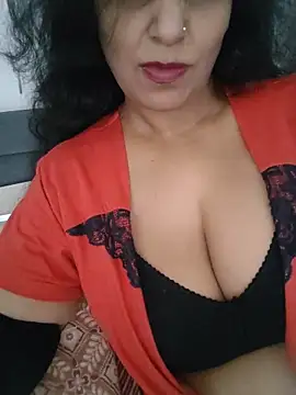 Deepa Sharma143 online show from June 7, 2026, 1:21 am