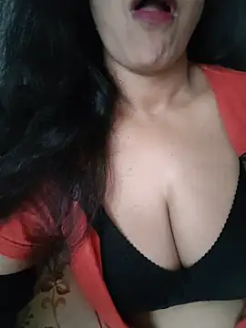 Deepa Sharma143 online show from June 21, 2026, 2:03 am
