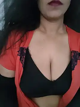 Deepa Sharma143 online show from June 25, 2026, 1:38 am