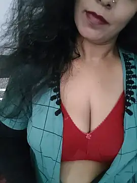 Deepa Sharma143 online show from July 18, 2026, 1:43 am
