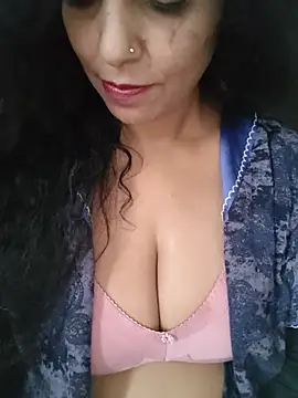 Deepa Sharma143 online show from July 20, 2026, 2:04 am