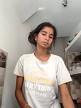 Snapshot of Hot-Soniya2 chatting on September 12, 2025, 5:07 am Hot-Soniya2 online show from September 12, 2025, 5:07 am