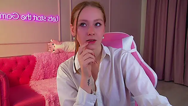 AgataFoxley online show from October 1, 2025, 8:26 pm