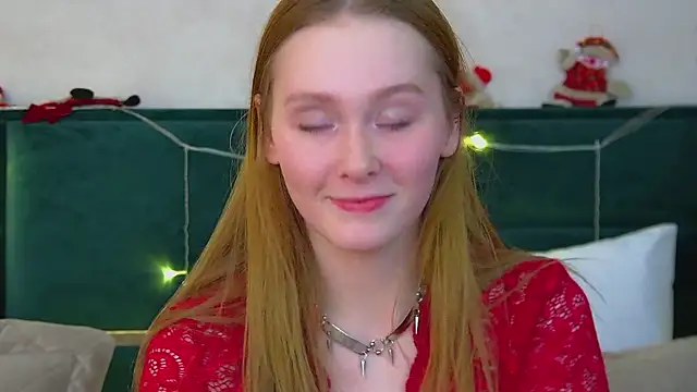 AgataFoxley online show from December 14, 2025, 6:12 pm