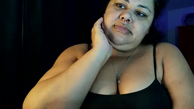 xlatinastar online show from June 13, 2026, 5:00 pm