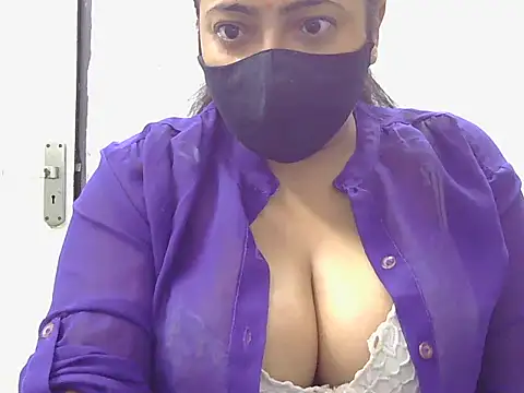 Cute Girl51 online show from November 2, 2025, 4:31 pm