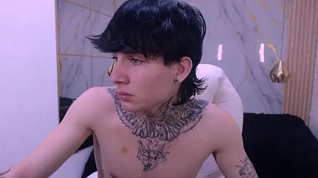 Iantwink18 online show from March 14, 2026, 3:39 pm