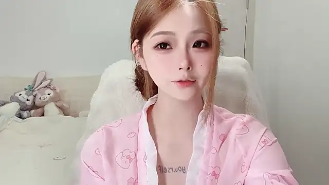 Snapshot of xiaoyugan-99 chatting on October 5, 2025, 1:53 pm xiaoyugan-99 online show from October 5, 2025, 1:53 pm