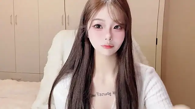 xiaoyugan-99 online show from February 5, 2026, 3:38 pm