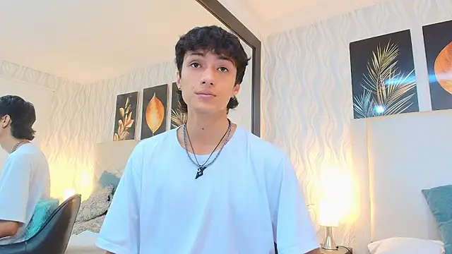 Lean Portman online show from May 15, 2026, 2:13 pm