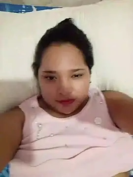 Angelly ricura online show from April 15, 2026, 7:43 pm