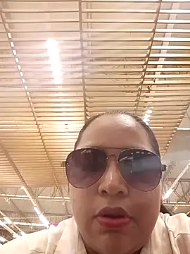 Angelly ricura online show from May 31, 2026, 9:05 pm