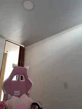 Snapshot of Angeldusttt chatting on October 16, 2025, 3:46 pm Angeldusttt online show from October 16, 2025, 3:46 pm