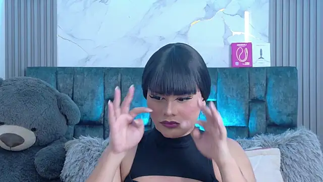 Ava Cristi online show from May 28, 2026, 2:47 pm