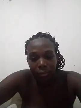 Snapshot of Morena_2021 chatting on December 18, 2025, 4:40 am Morena 2021 online show from December 18, 2025, 4:40 am
