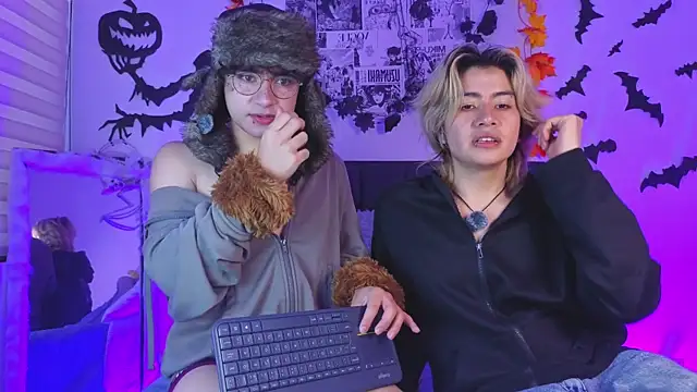 Vamps Lovers online show from October 24, 2025, 1:18 pm