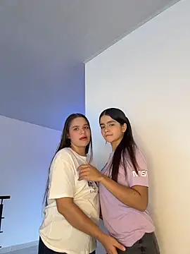 Ashley and Zoe online show from February 1, 2026, 5:22 pm