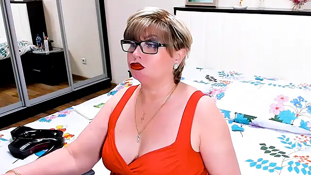 Snapshot of HappyWoman chatting on October 25, 2025, 8:25 pm HappyWoman online show from October 25, 2025, 8:25 pm