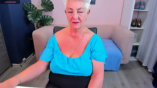 Snapshot of HotandMature chatting on January 18, 2025, 1:18 pm HotandMature online show from January 18, 2025, 1:18 pm