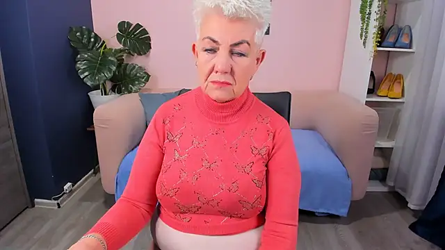 Snapshot of HotandMature chatting on November 2, 2025, 9:00 am HotandMature online show from November 2, 2025, 9:00 am