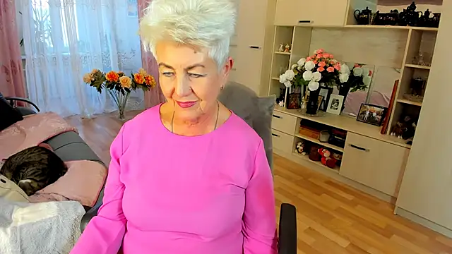 HotandMature online show from March 12, 2026, 2:34 pm