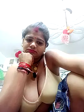 Snapshot of Rani_sahiba chatting on October 15, 2025, 9:15 pm Rani sahiba online show from October 15, 2025, 9:15 pm