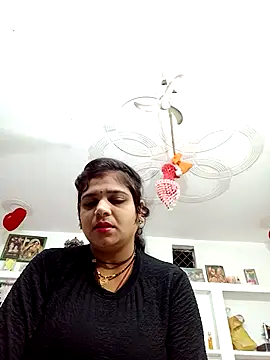 Snapshot of Rani_sahiba chatting on October 27, 2025, 7:29 pm Rani sahiba online show from October 27, 2025, 7:29 pm